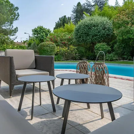 Ferienhaus With Lush Garden In