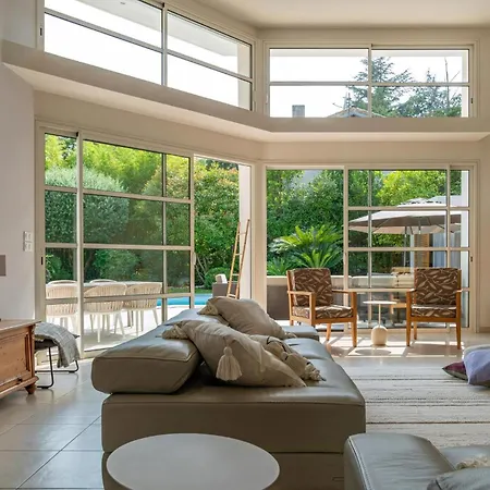 Ferienhaus With Lush Garden In Castelnau-le-Lez